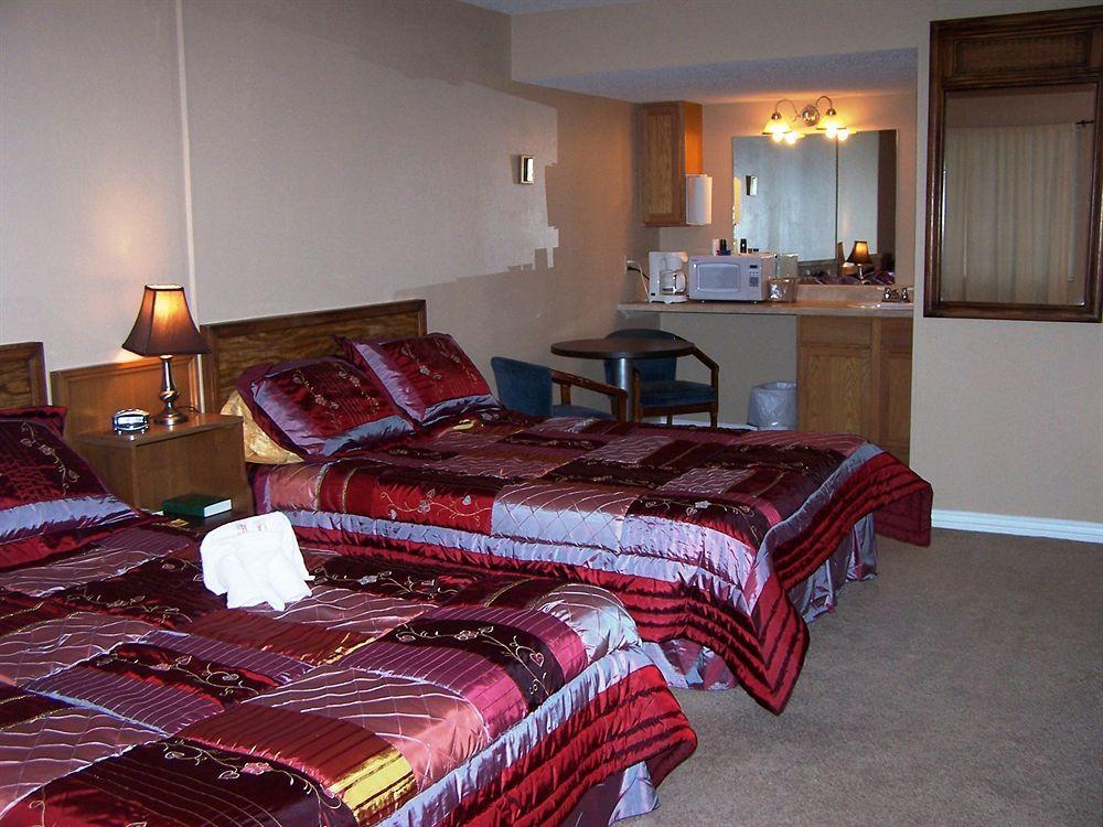 Eureka Suites يوريكا سبرينغز المظهر الخارجي الصورة